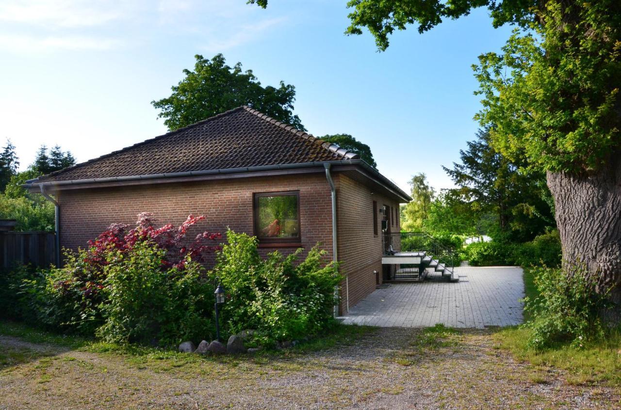 Ferienwohnung Am See ออยทิน ภายนอก รูปภาพ